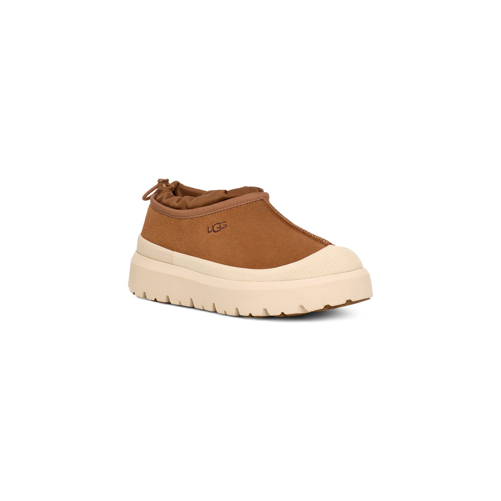 UGG All Gender Tasman Weather Hybrid in Chestnut Whitecap