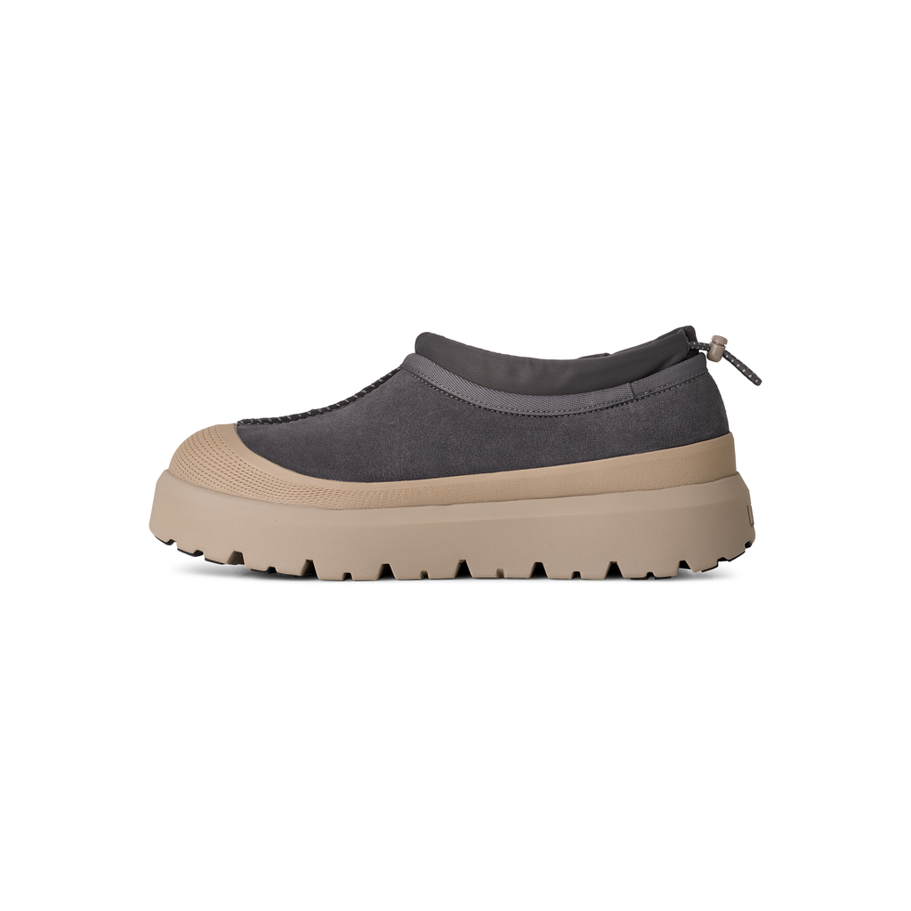 UGG All Gender Tasman Weather Hybrid in Obsidian / Cobble Grey