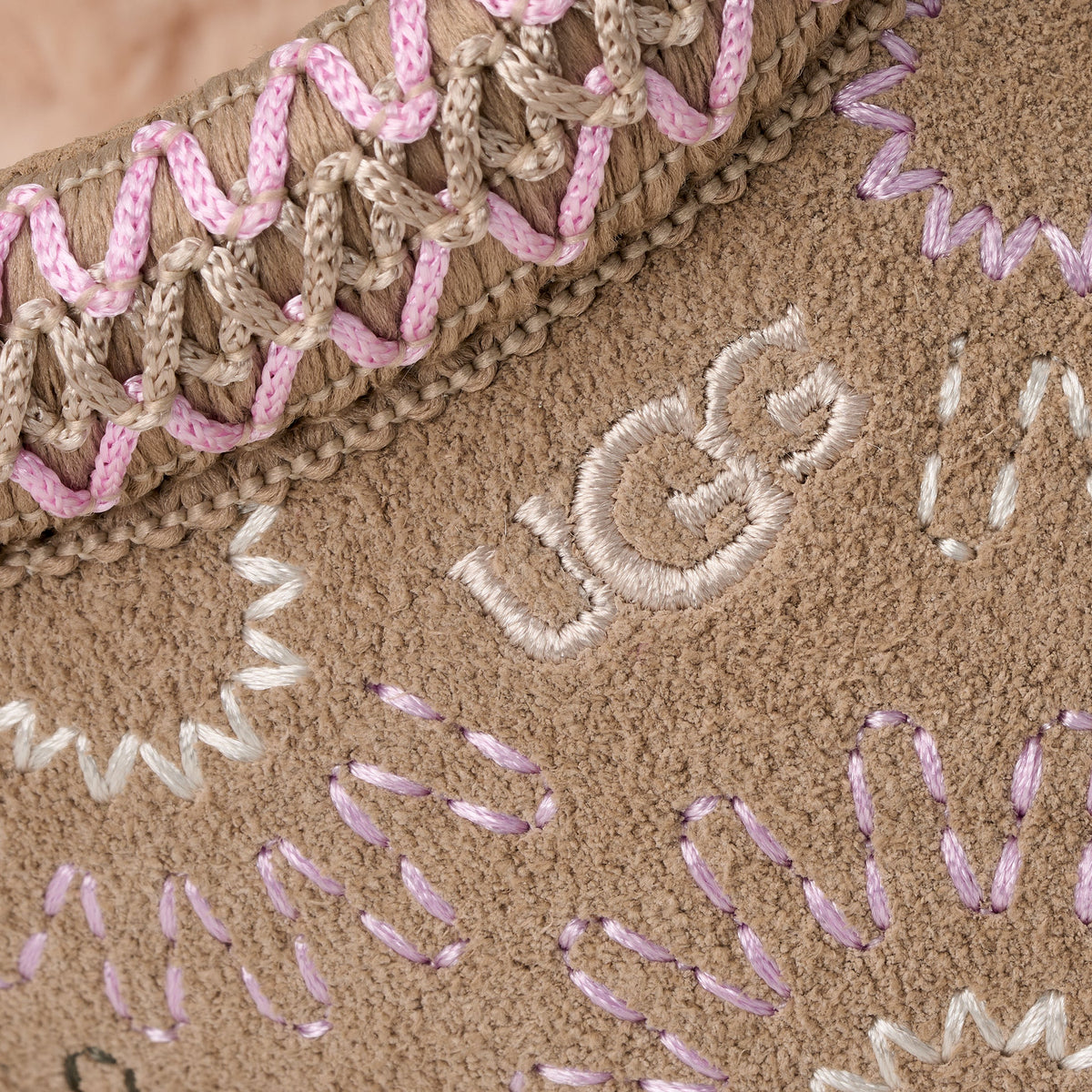UGG Kid's Tazz Sun Stitch in Mustard Seed