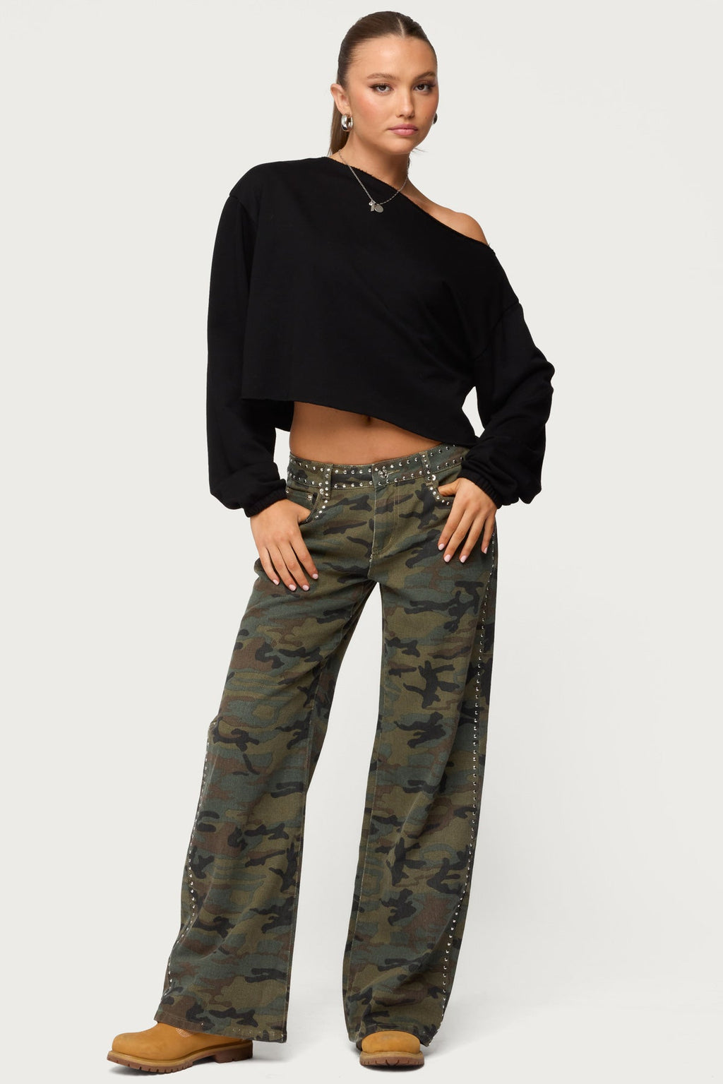 Aveline Off Shoulder Light Sweatshirt