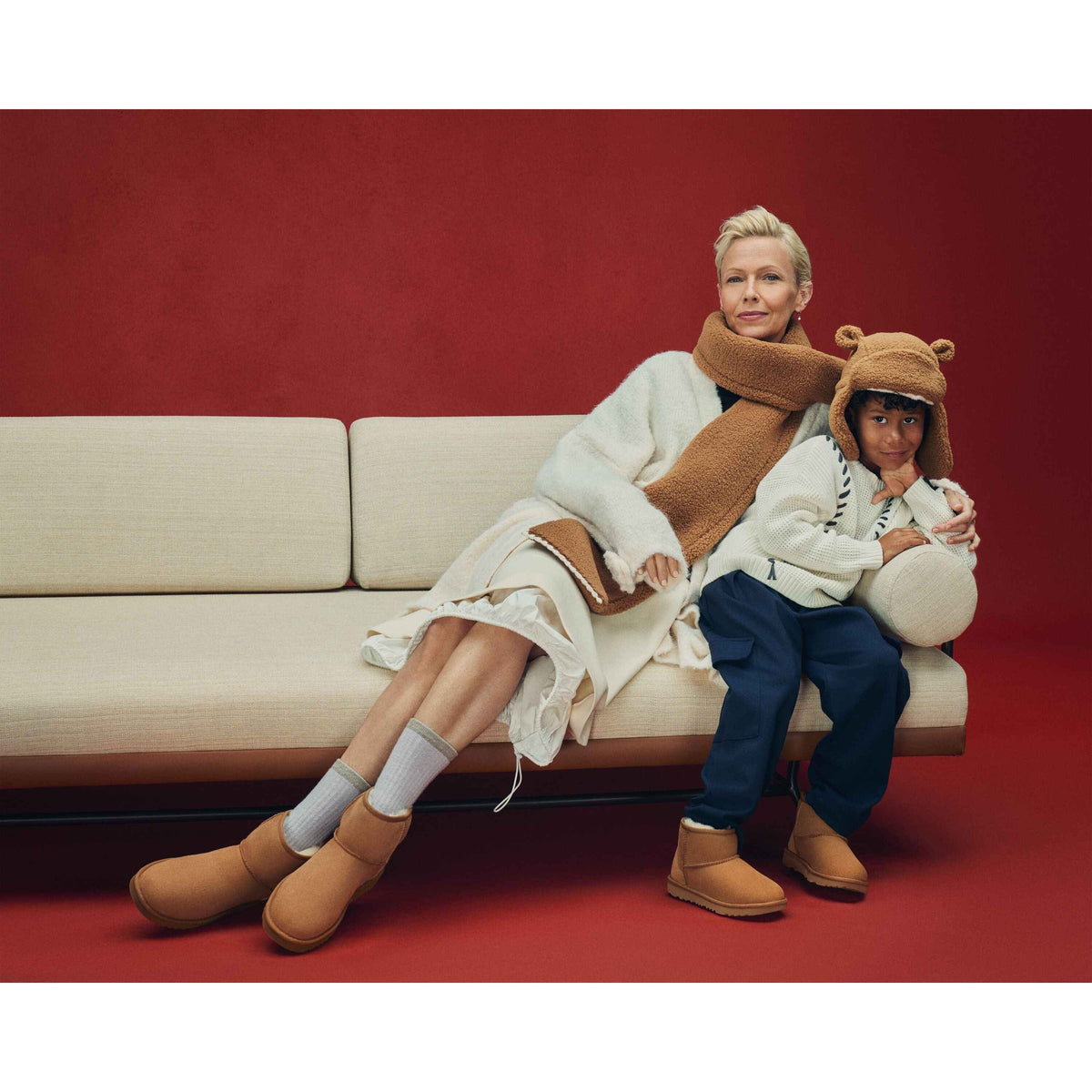 UGG Kid's Classic II Mini Boot in Chestnut