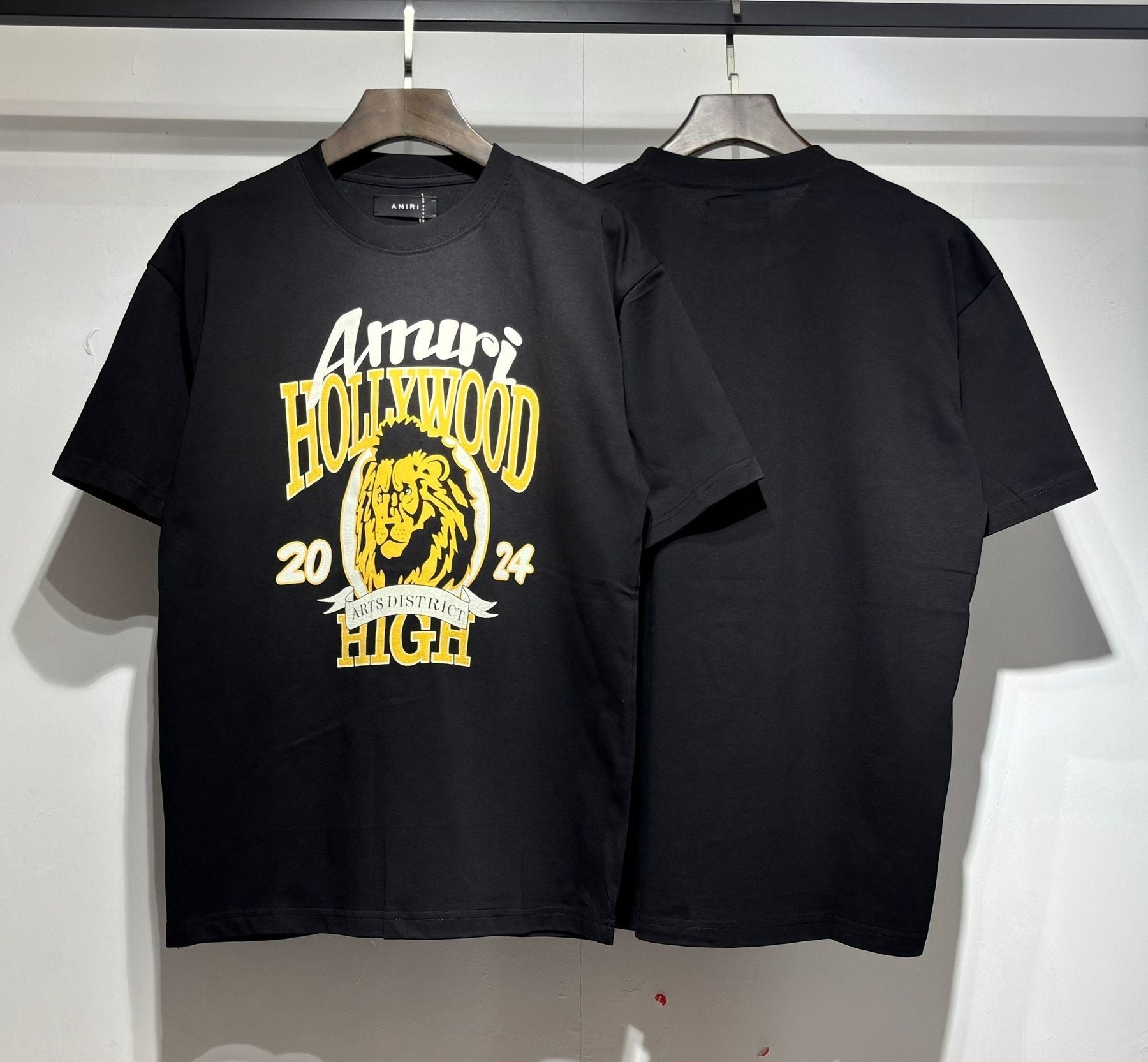 AMIRI Lion & Letter Graphic Short-Sleeve T-Shirt