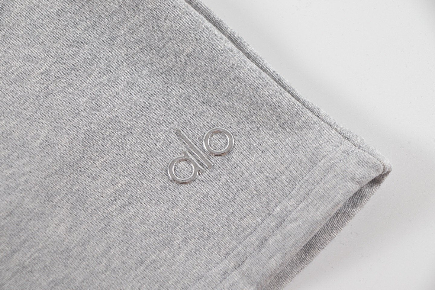 alo Elastic Waist Logo Detail Shorts