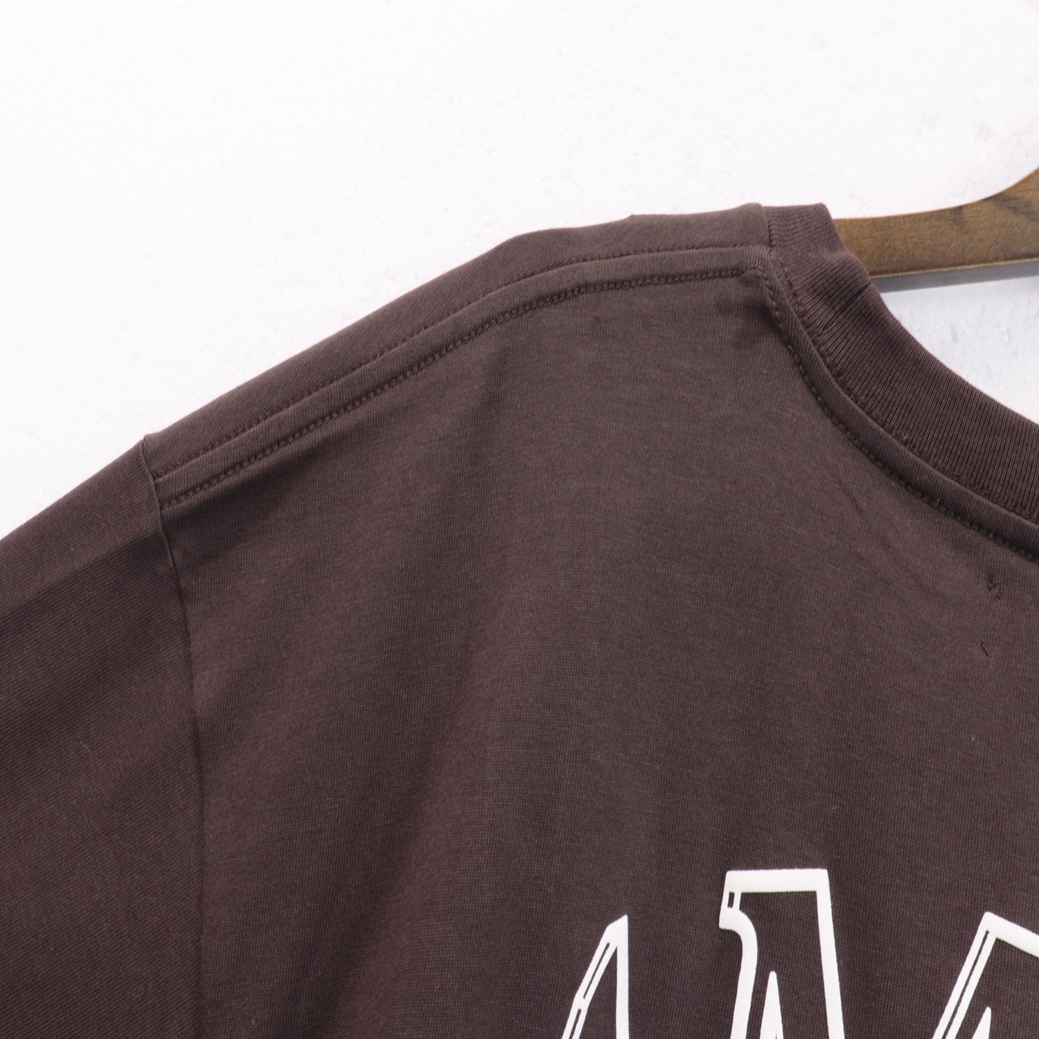 AMIRI Lion Outline Graphic T-Shirt