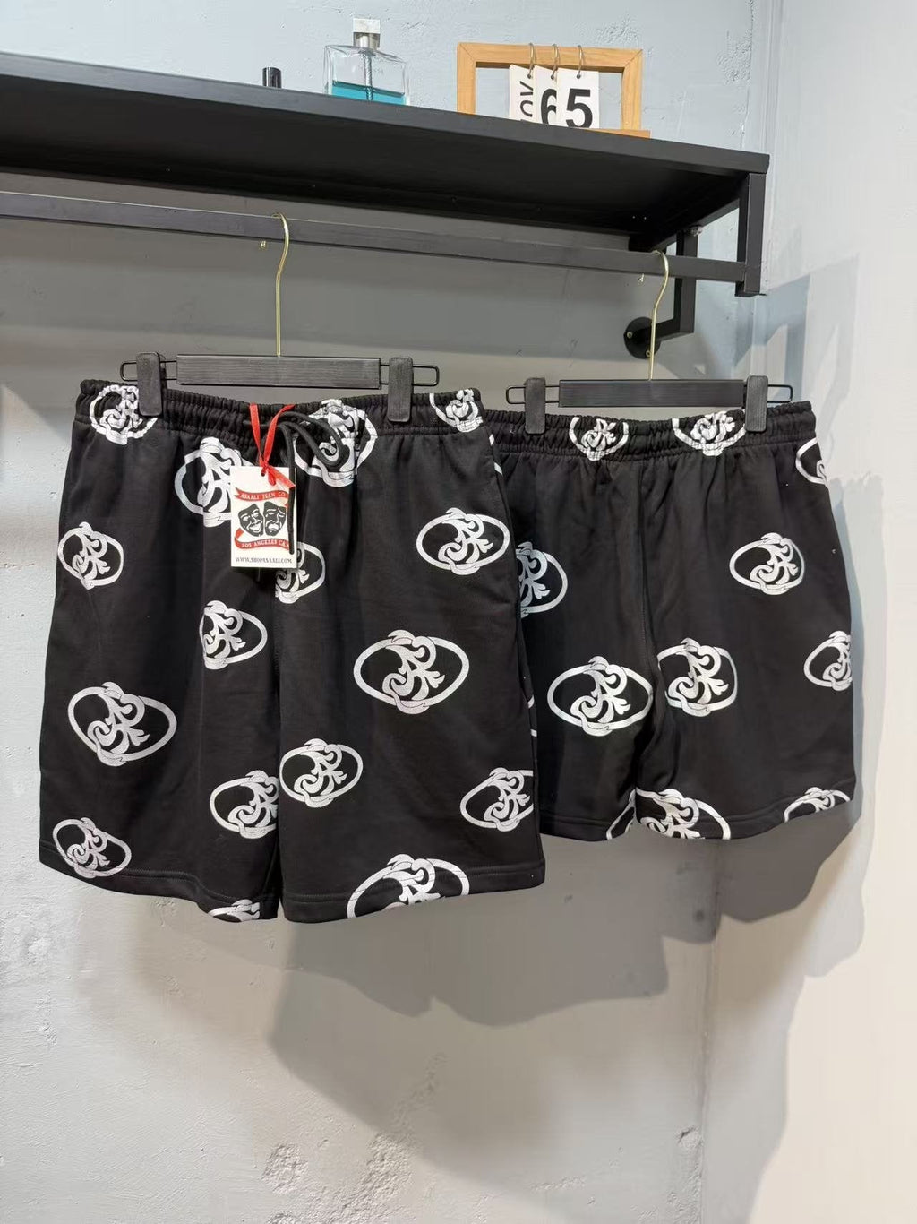 ASAALL Graphic Print Shorts - Black