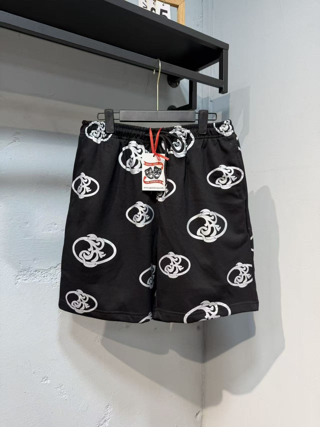 ASAALL Graphic Print Shorts - Black
