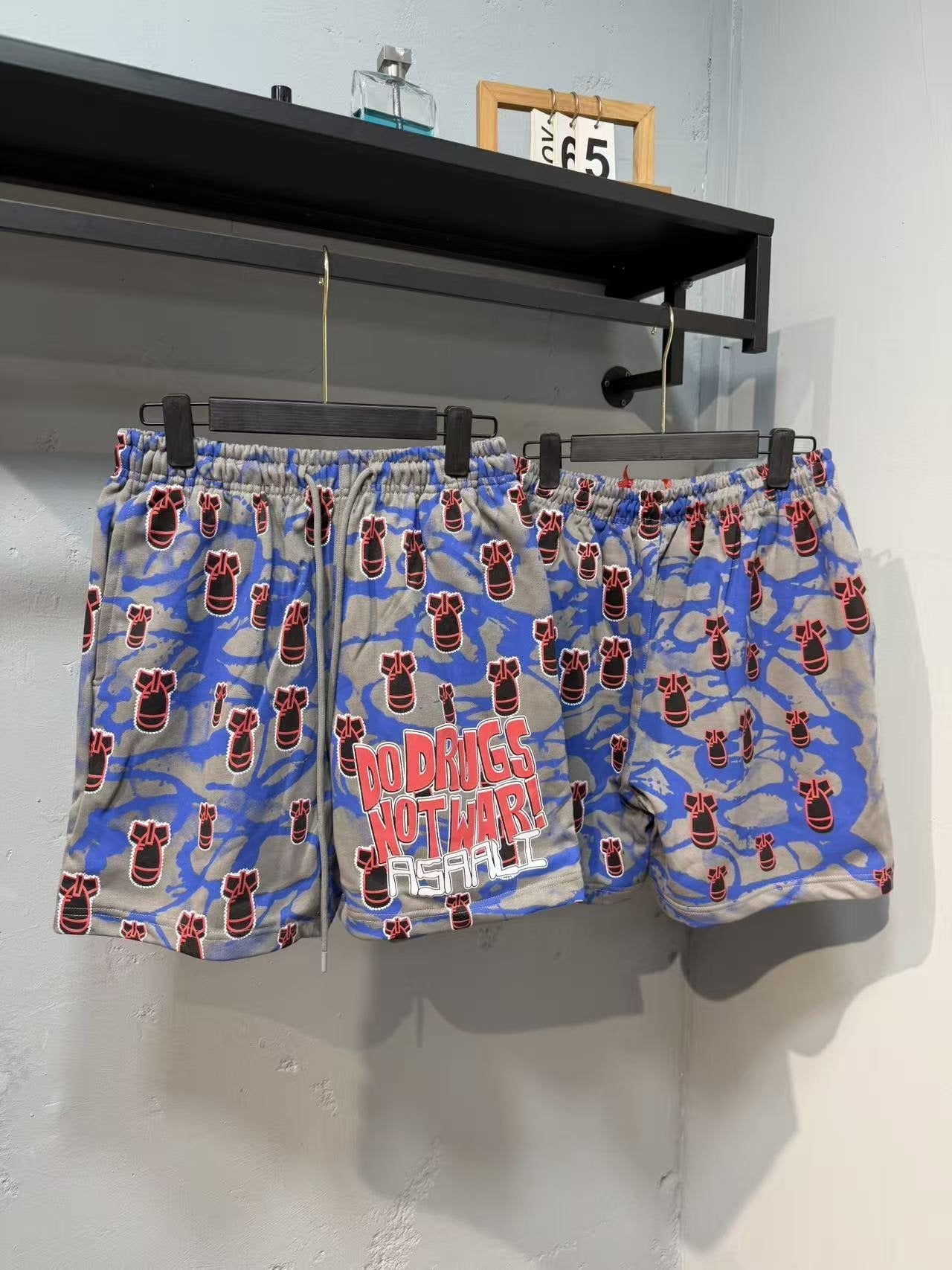 ASAALL All-Over Graphic Elastic Waist Shorts