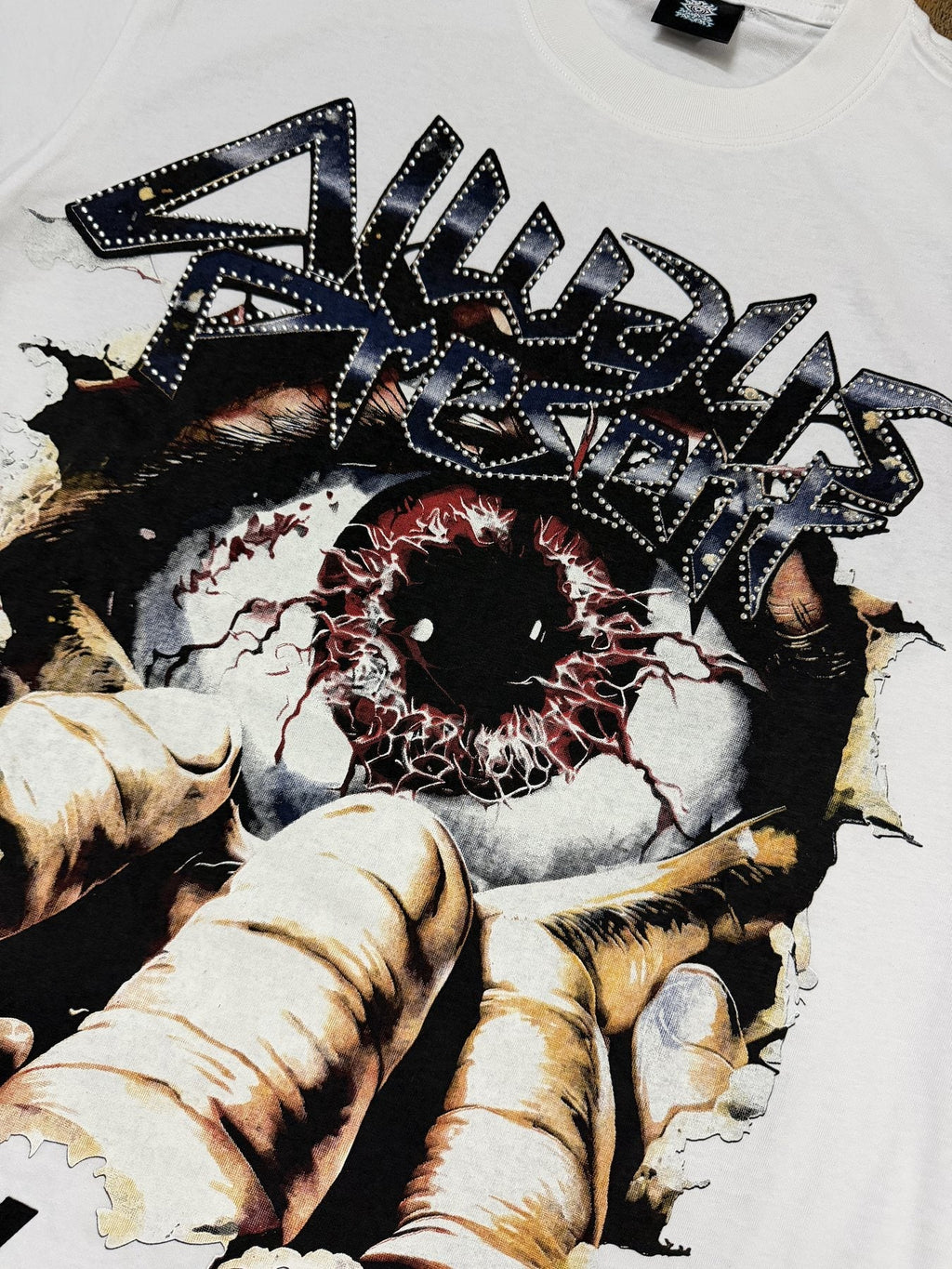 ALWAYS-PRESENT Eye Graphic Short-Sleeve T-Shirt
