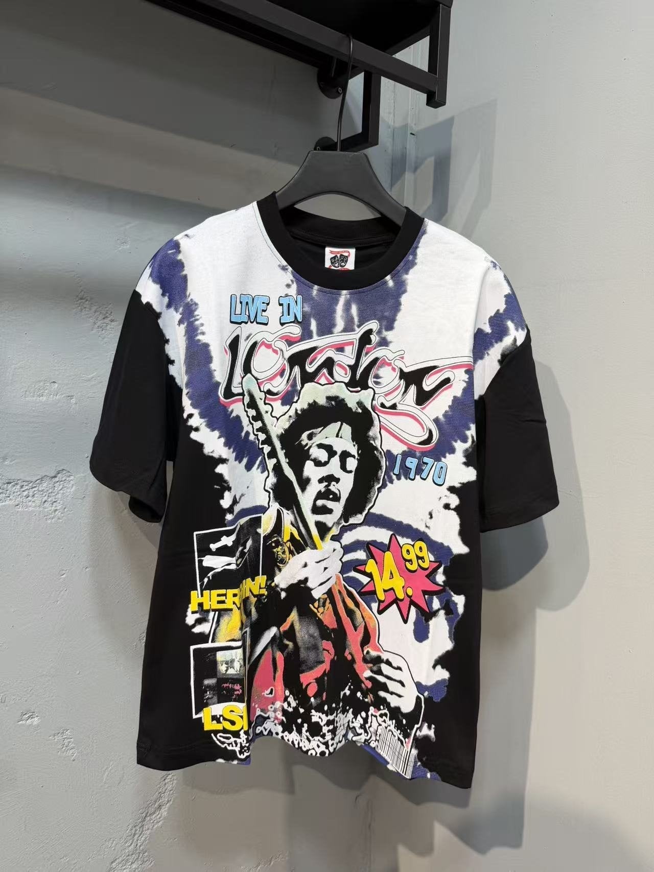 ASAALL Contrast-Sleeve Tie-Dye Accent Graphic T-Shirt