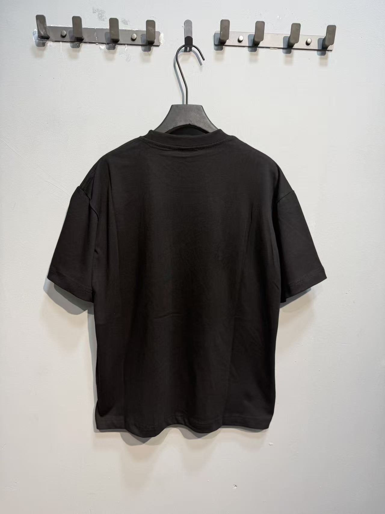 ASAALL Heart Graphic Short-Sleeve T-Shirt