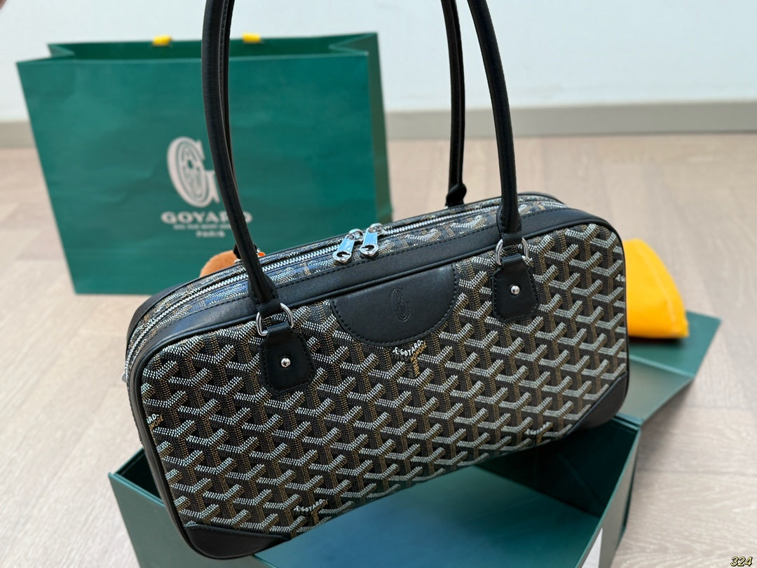 SAINT MARTIN BAG 34 IN BLACK GOYARDINE CANVAS AND CALFSKIN