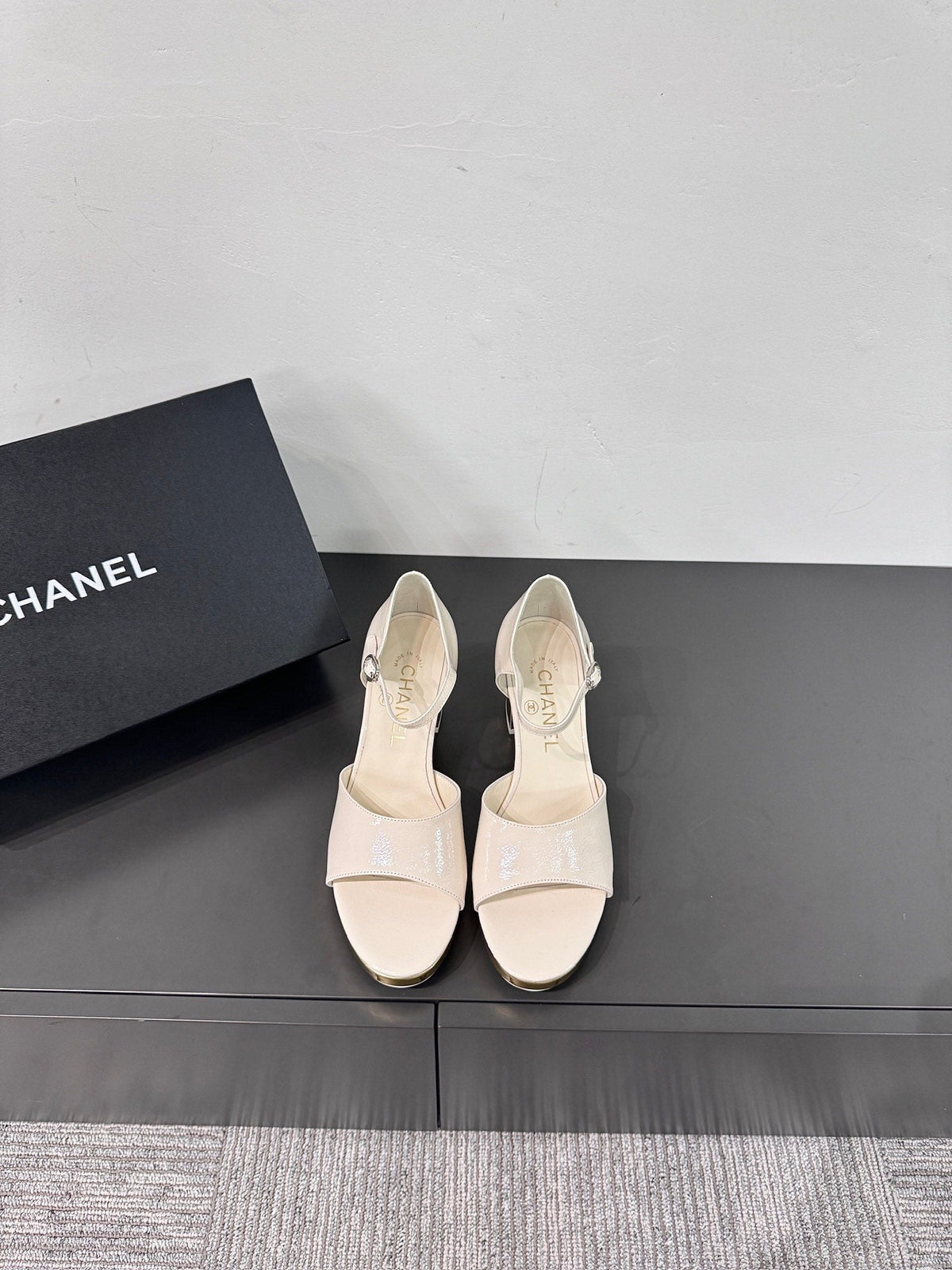 CHANEL BLOCK HEEL SANDALS WHITE SHEEPSKIN