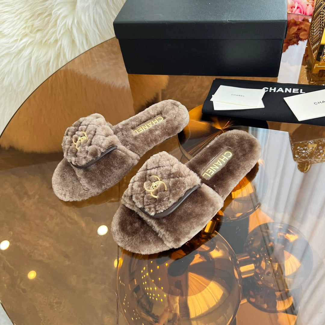 CHANEL 25S FUR SLIPPERS IN DARK BROWN LOGO GOLD HARDWRE