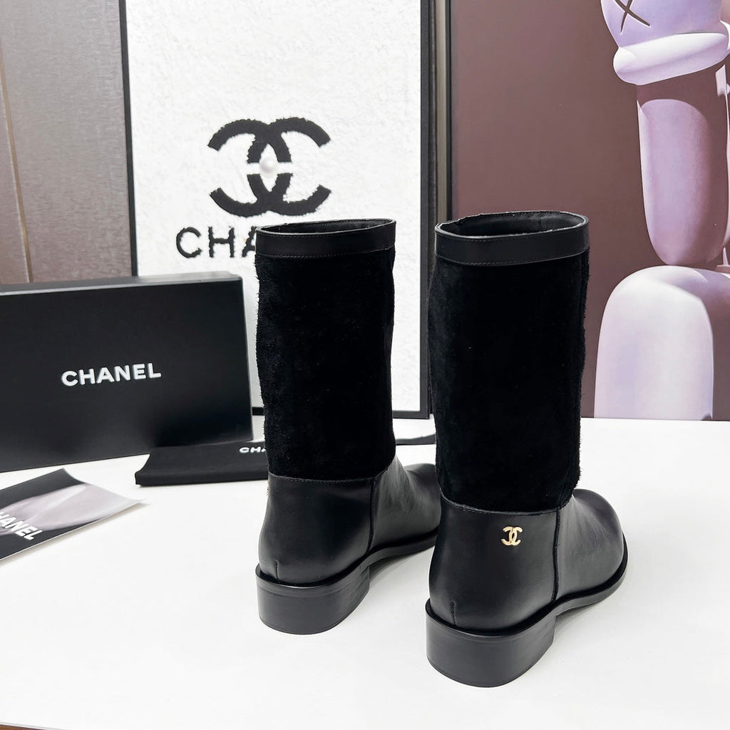 CHANEL 25S MID-CALF BOOTS 35MM IN BLACK CALFSKIN AND SUEDE GOLD HARDWRE