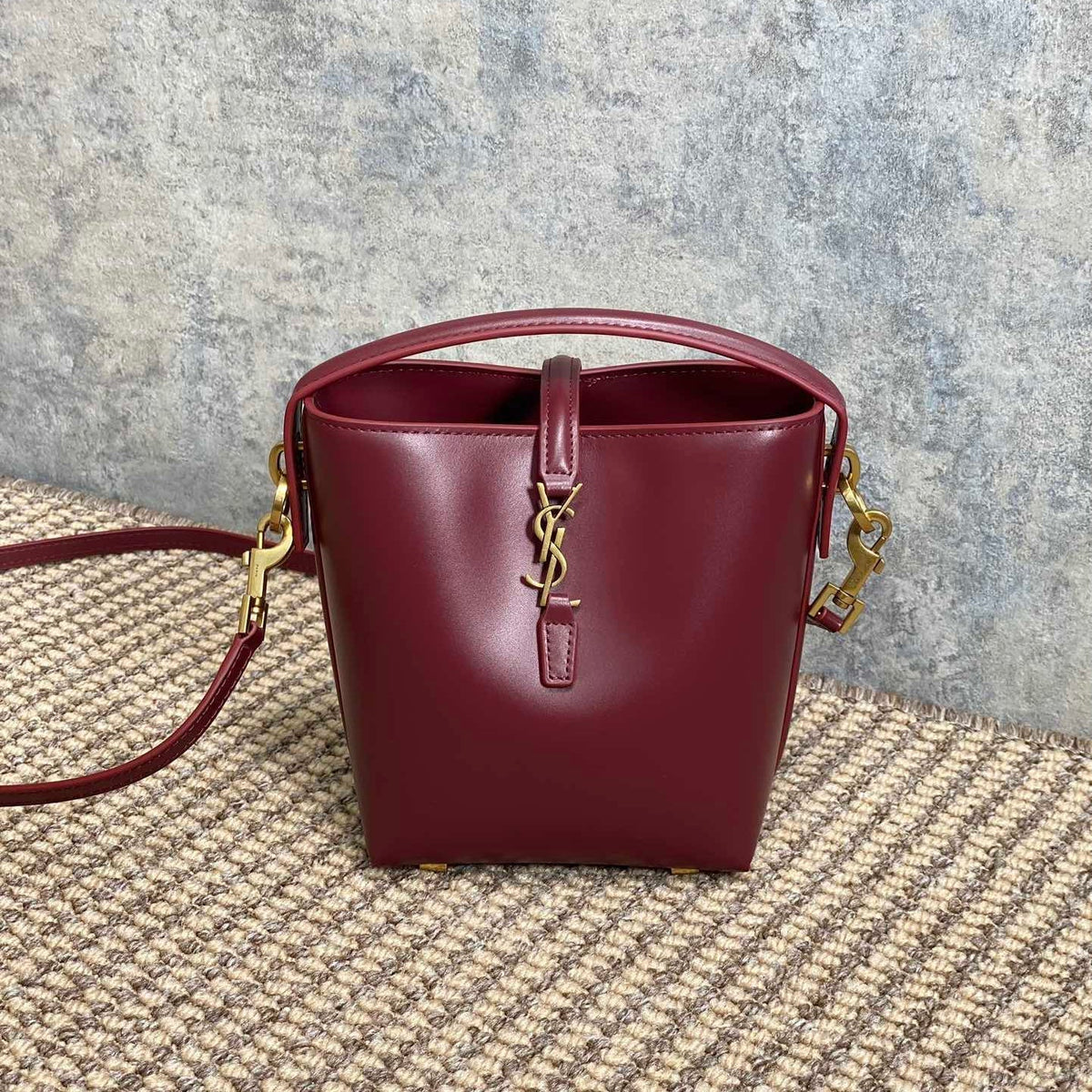 LE 37 MINI BUCKET BAG 15 IN BURGUNDY RED CALFSKIN GOLD HARDWARE