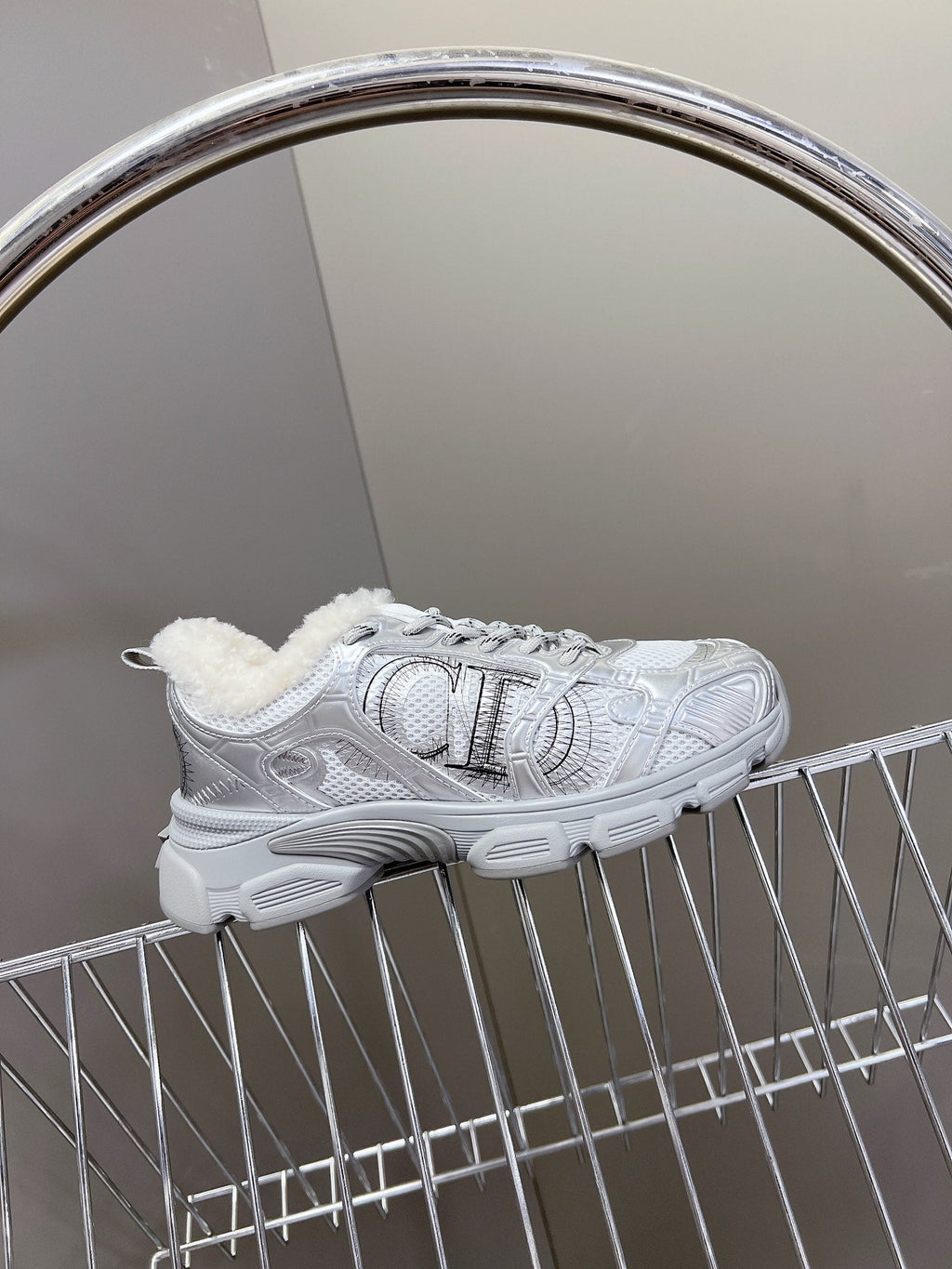 DIOR CHRONO SNEAKER 25S IN SILVER LAMBSKIN AND MESH FABRIC
