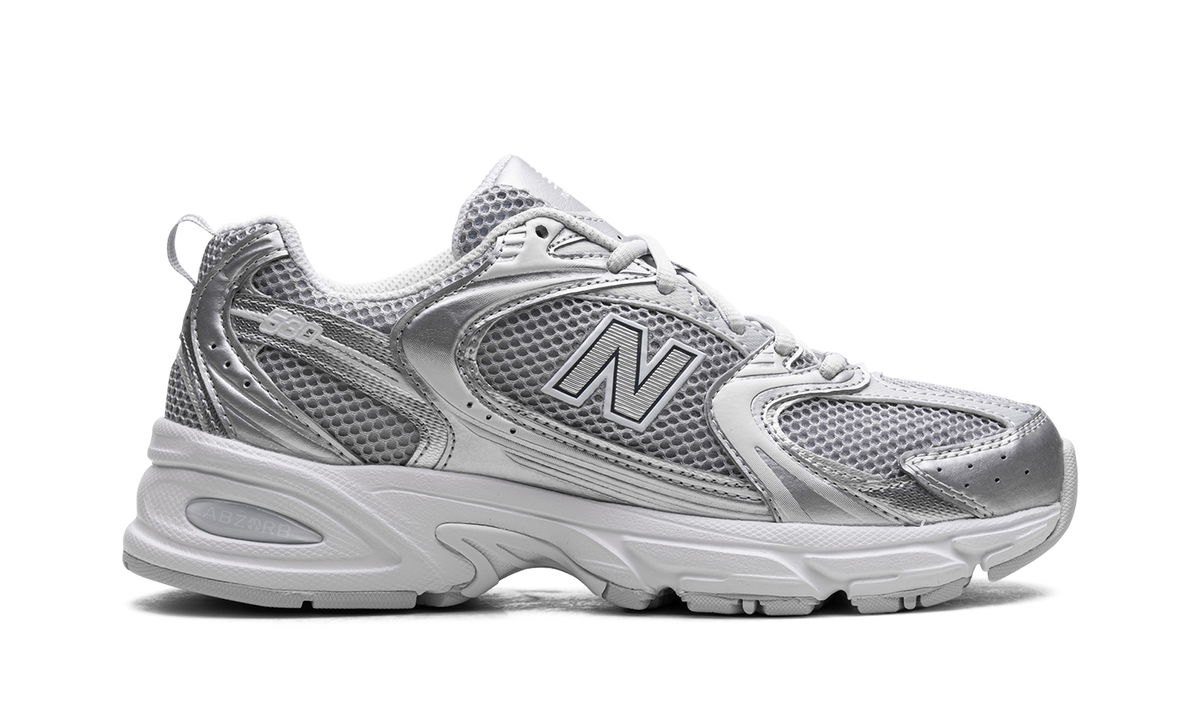 530 "Moonbeam Silver Metallic" MR530RS