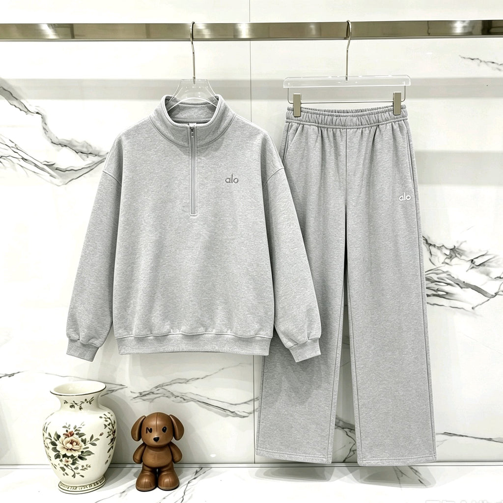 alo K503 Half-Zip Sweatshirt & Sweatpants Matching Set