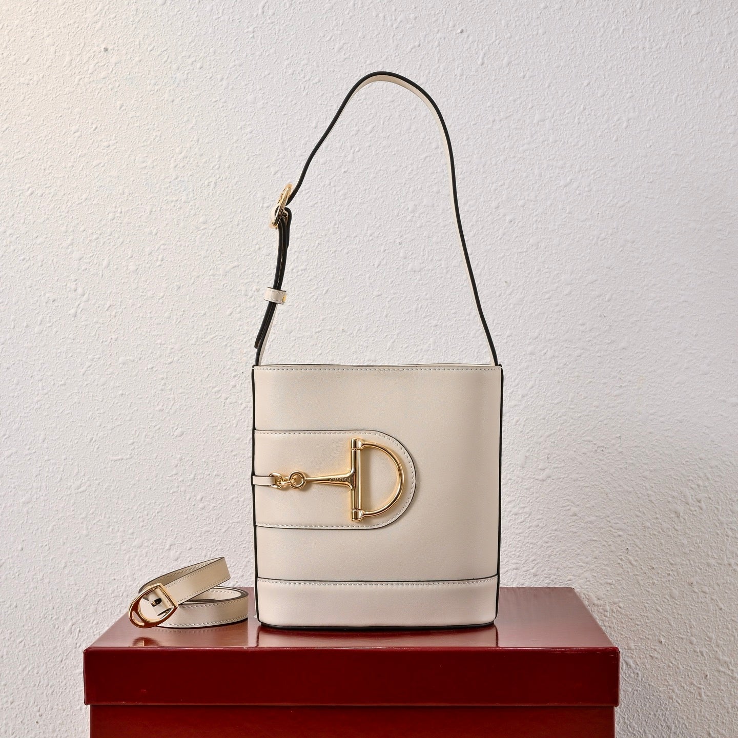 Gucci 73 Series Horsebit Bucket Bag