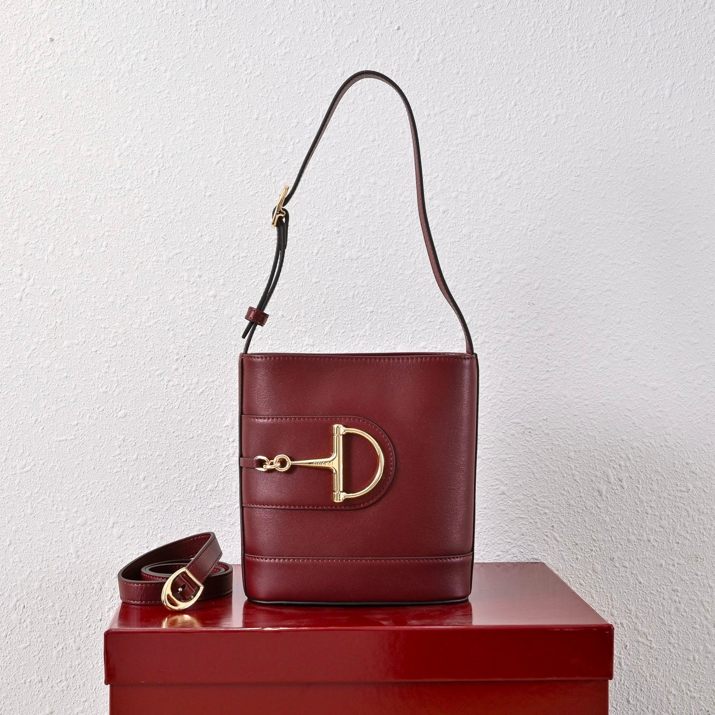 Gucci 73 Series Horsebit Bucket Bag