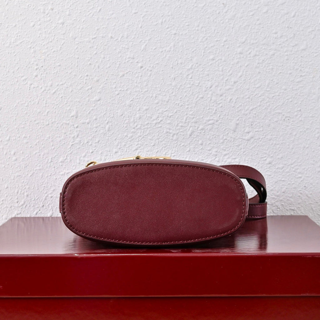 Gucci 73 Series Horsebit Bucket Bag