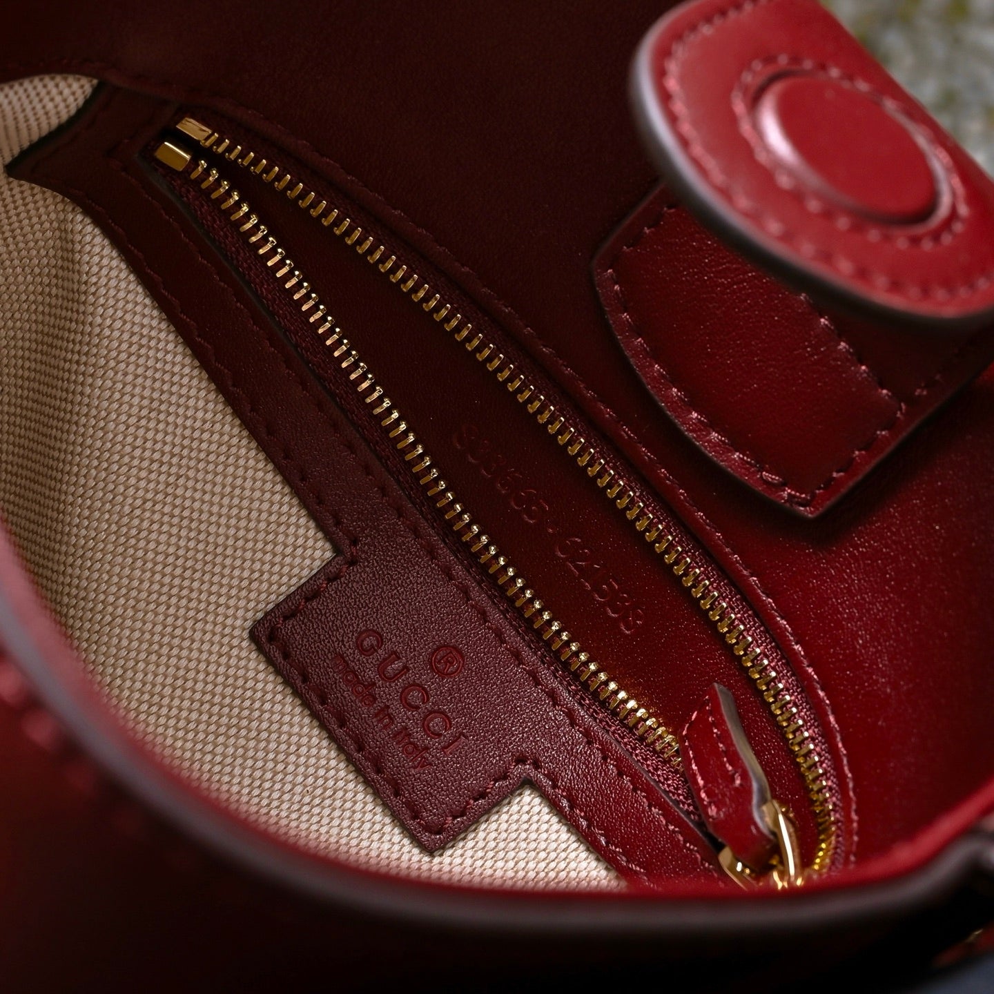 Gucci 73 Series Horsebit Bucket Bag
