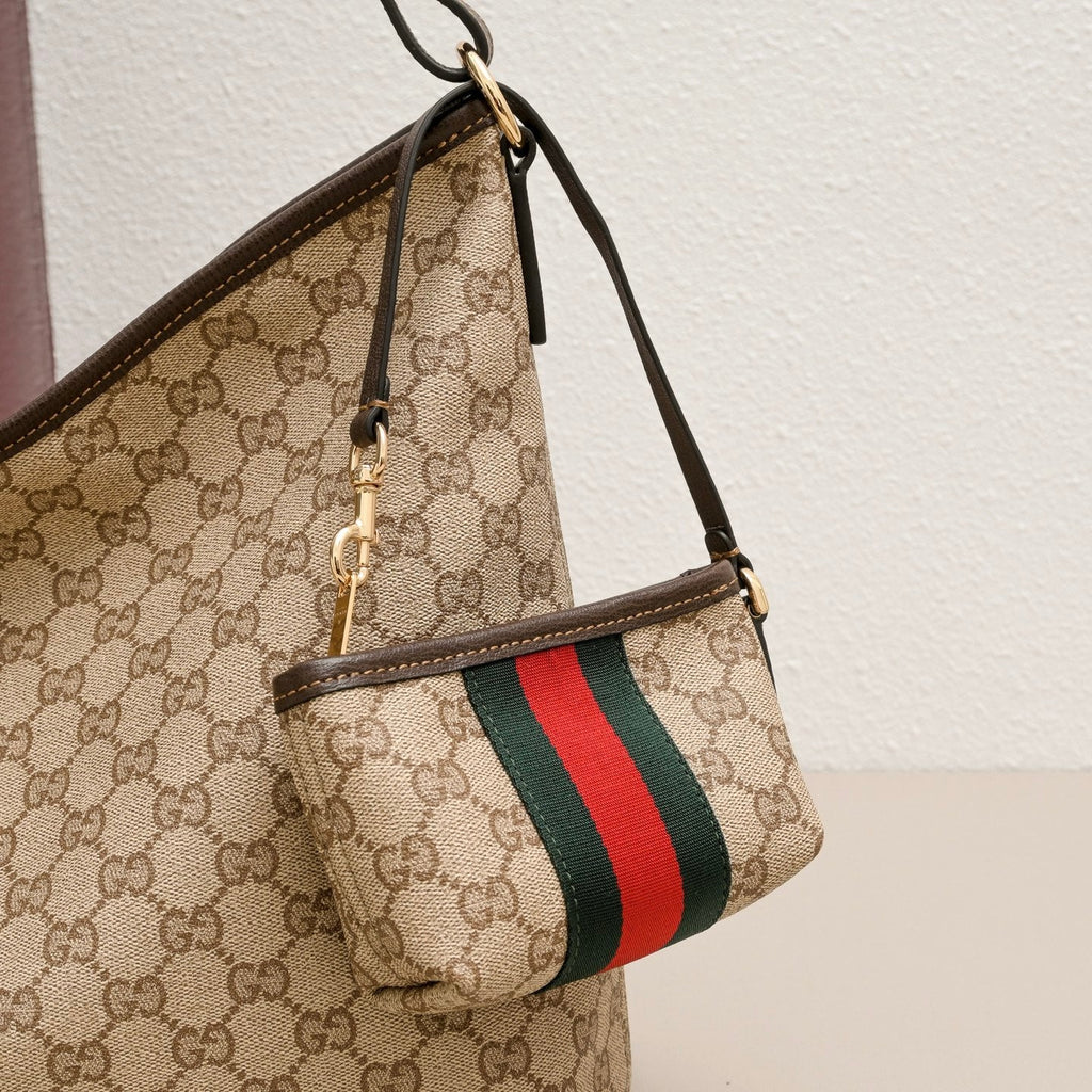 Gucci Essence Hobo Shoulder Bag
