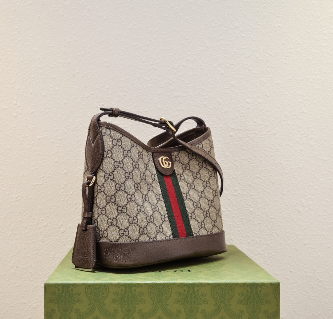 Gucci Ophidia GG Supreme Bucket Bag