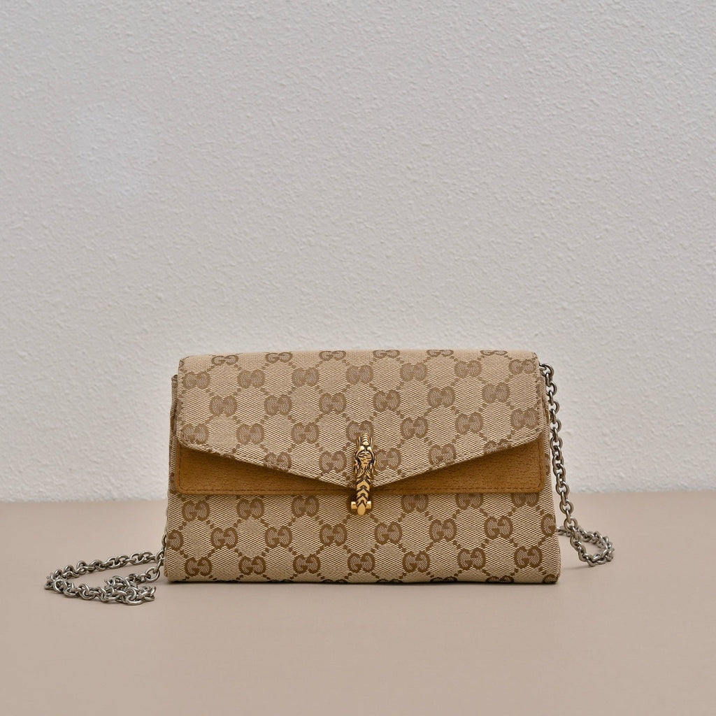 Gucci GG Dionysus Small Tiger Head Shoulder Bag