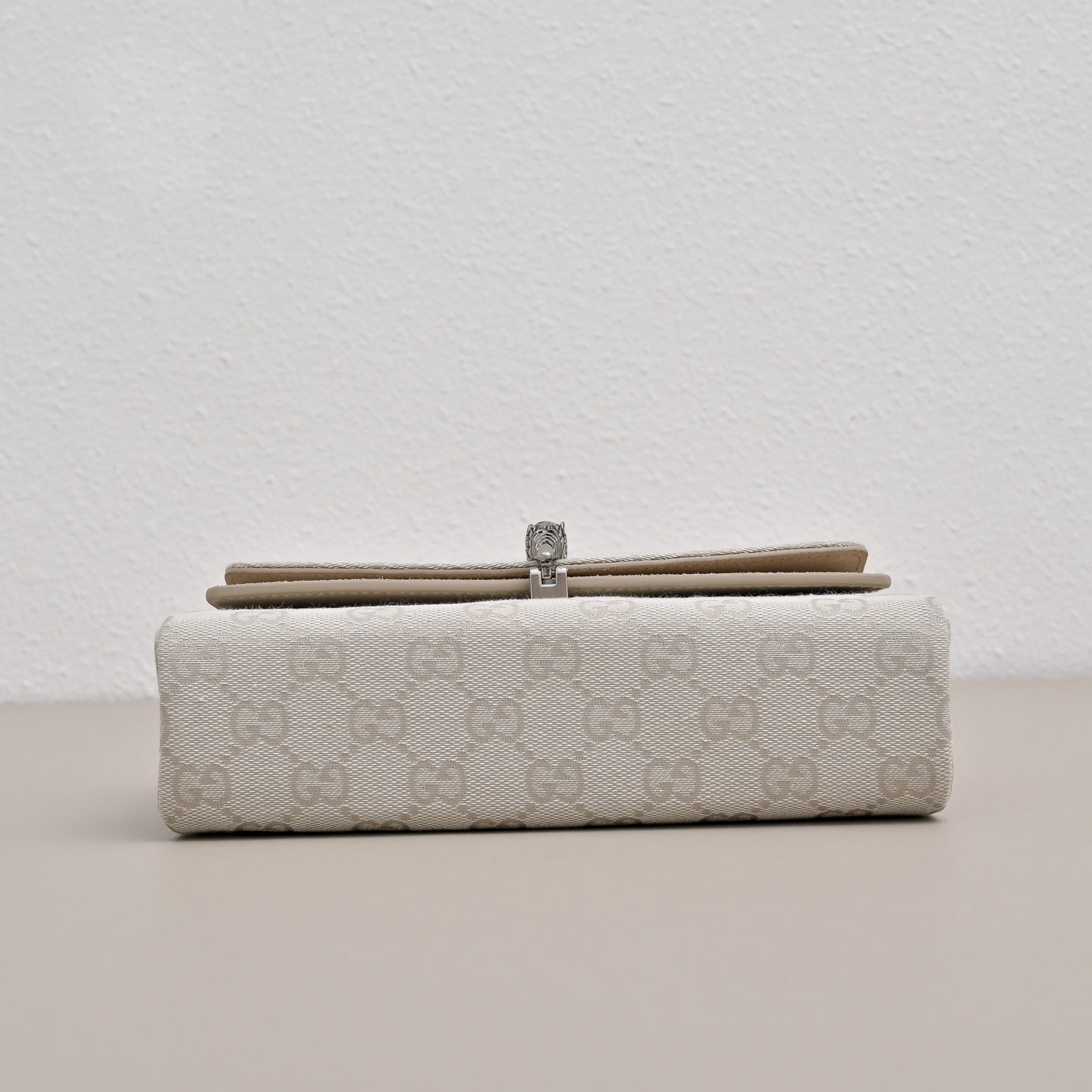 Gucci GG Dionysus Small Tiger Head Shoulder Bag